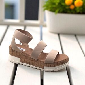 Steve Madden Womens Beige Bandi Strappy Platform Wedge Sandal Size 8.5M